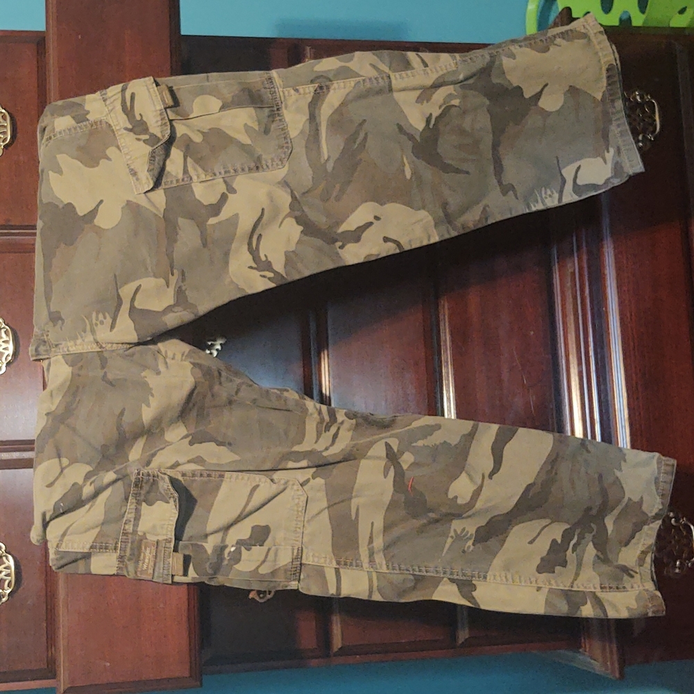 Wrangler Kids Cargo Camo pants